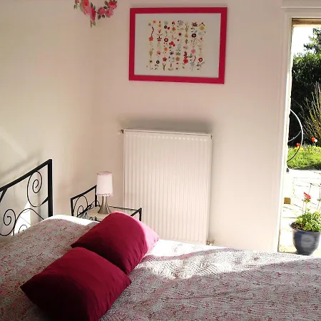 Chez Janou Bed & Breakfast *